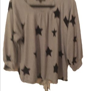 NWT 1X ladies blouse, grey with black stars